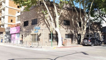 Venta De Local Mas Casa De Altos En Tres Cruces